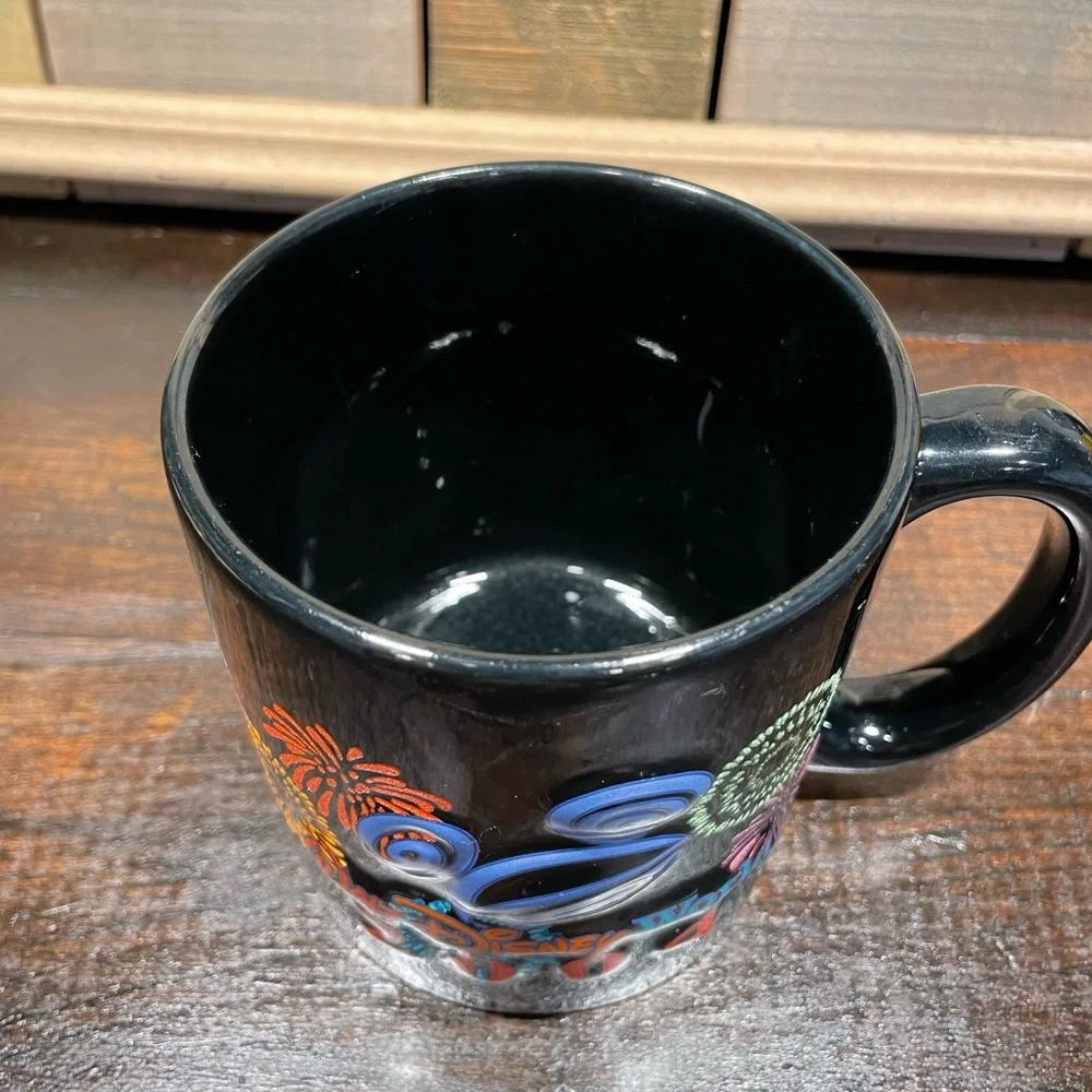 Collectible Walt Disney‎ World 2004 Fireworks coffee mug